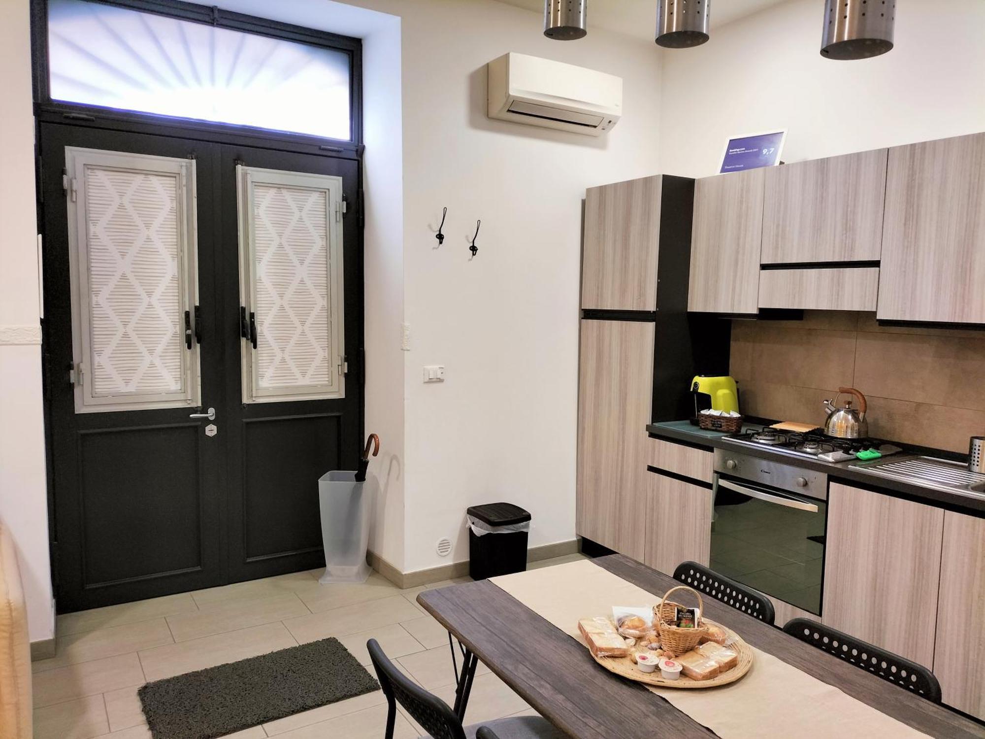 Theatron Houses CTA Room photo